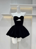 Black A Line Sweetheart Neck Velvet Short Homecoming Dress Outfits HZ1023