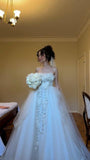 White Exquisite Ball Gown Strapless Appliques Beaded Tulle Wedding Dress HZ1023