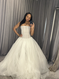 2025 New Simple A Line Strapless Tulle Long Wedding Dress HZ1023