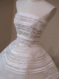 Stunning Ball Gown Strapless Appliques White Organza Satin Prom Dress Wedding Dresses HZ1023
