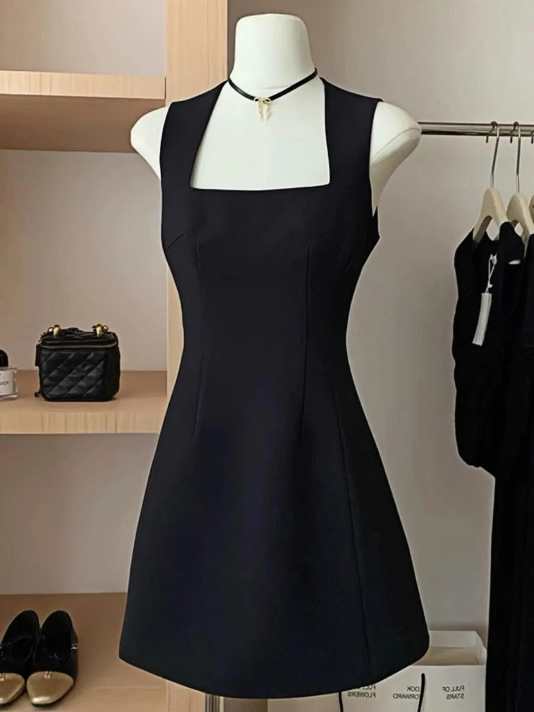 Simple A line Square Neck Little Black Dress Party Dresses Short Formal Homecoming Dresses Night Chic Elegant Cocktail Dresses 16th Birthday Outfits Hoco Dress HZ1121