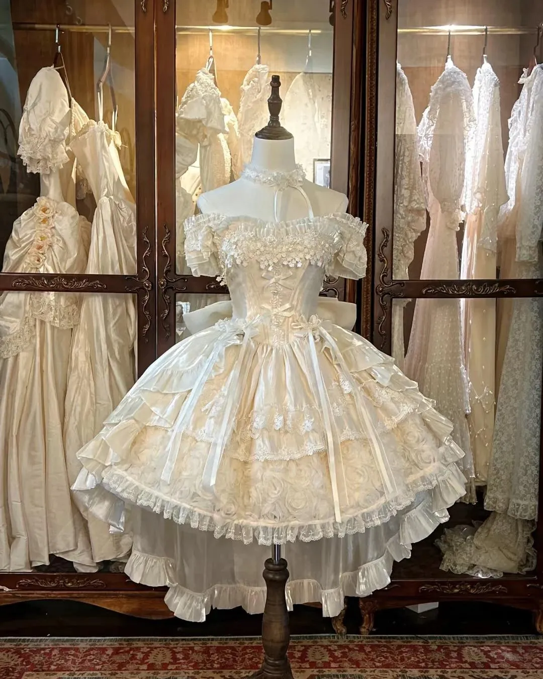 Vintage Ball Gown White Off Shoulder Tulle Lace Short Lolita Outfits 22th Birthday Dress Mini Cute Lolita Dress HZ1121