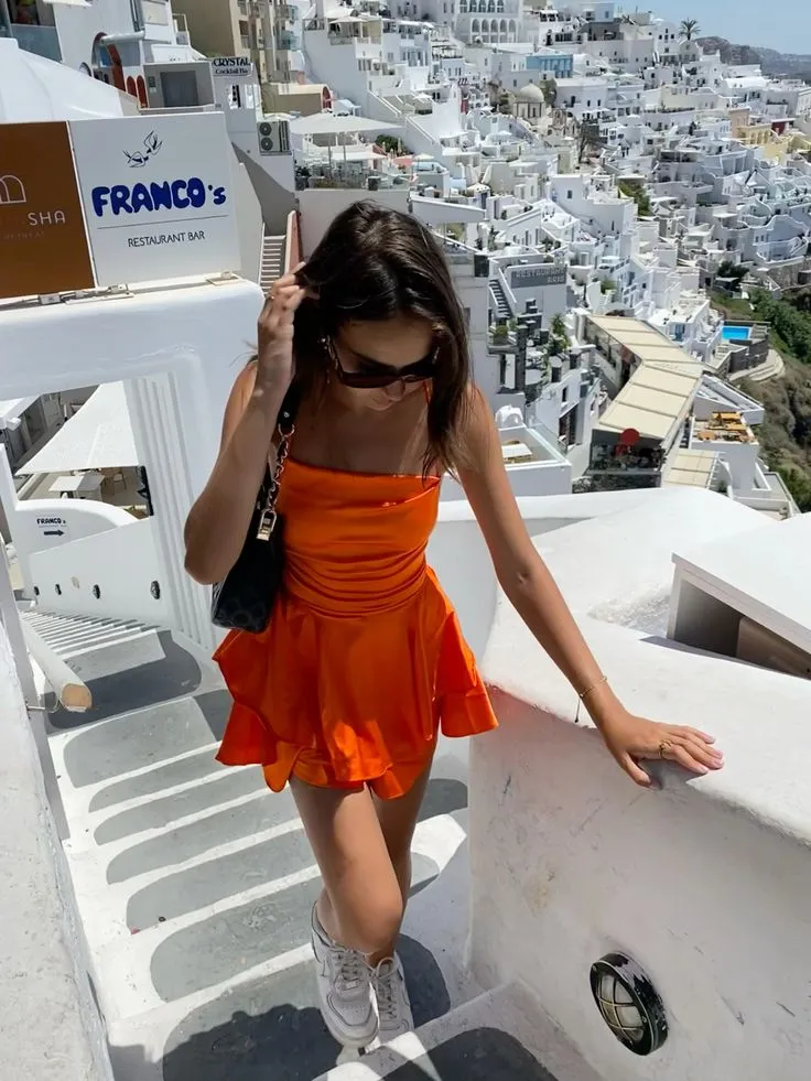 Pretty A line Halter Orange Satin Formal Homecoming Dresses 18th Birthday Outfits Graduation Dress Short Mini Cocktail Dresses HZ1121