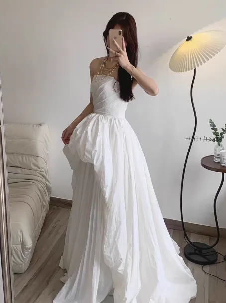 Classic White Strapless Ball Gown Elegant Quinceanera Dress Formal Evening Dress HZ1121