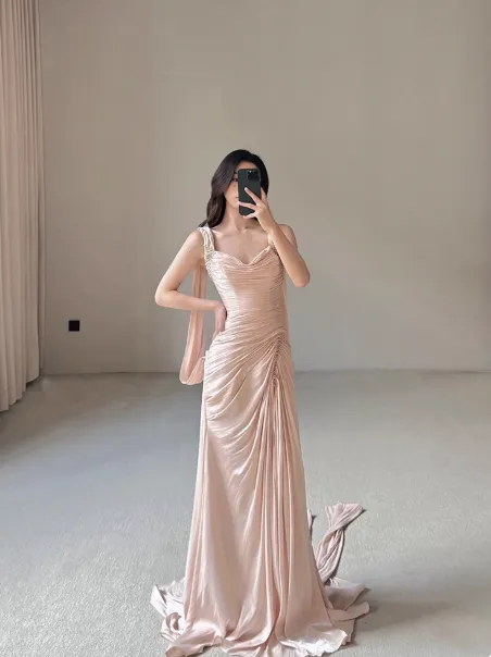 Stunning Blush Pink Sheath Formal Evening Dress Satin Strap Birthday Dress Elegant Graduation Dress HZ1121