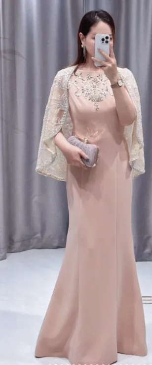 Elegant Pink Mermaid Jewel Mother of the Bride Dress Satin Long Evening Gown with Shawl HZ1121