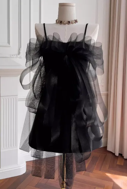 Sexy Strapless A-Line Short Prom Dresses Satin Tulle Sleeveless Birthday Dresses, Black Homecoming Dresses HZ1121