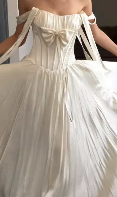 Simple Sheath Off-the-shoulder Wedding Dresses, Ivory Bridal Gowns HZ1121