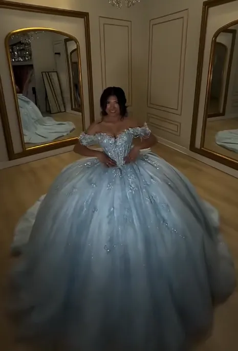 Glam Off-the-Shoulder Ball Gown Tulle Long Prom Dresses Applique Blue Quinceanera Dresses Sweet 16 Dress HZ1121