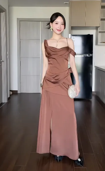 Elegant Spaghetti Straps Sheath Long Prom Dresses Satin Brown Wedding Guest Dresses HZ1121