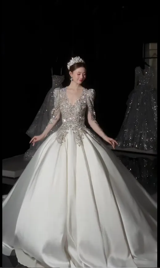 Timeless A-Line Long Wedding Dresses Sweetheart Neck Satin Long Sleeve Bridal Dresses White Bridal Gowns HZ1121