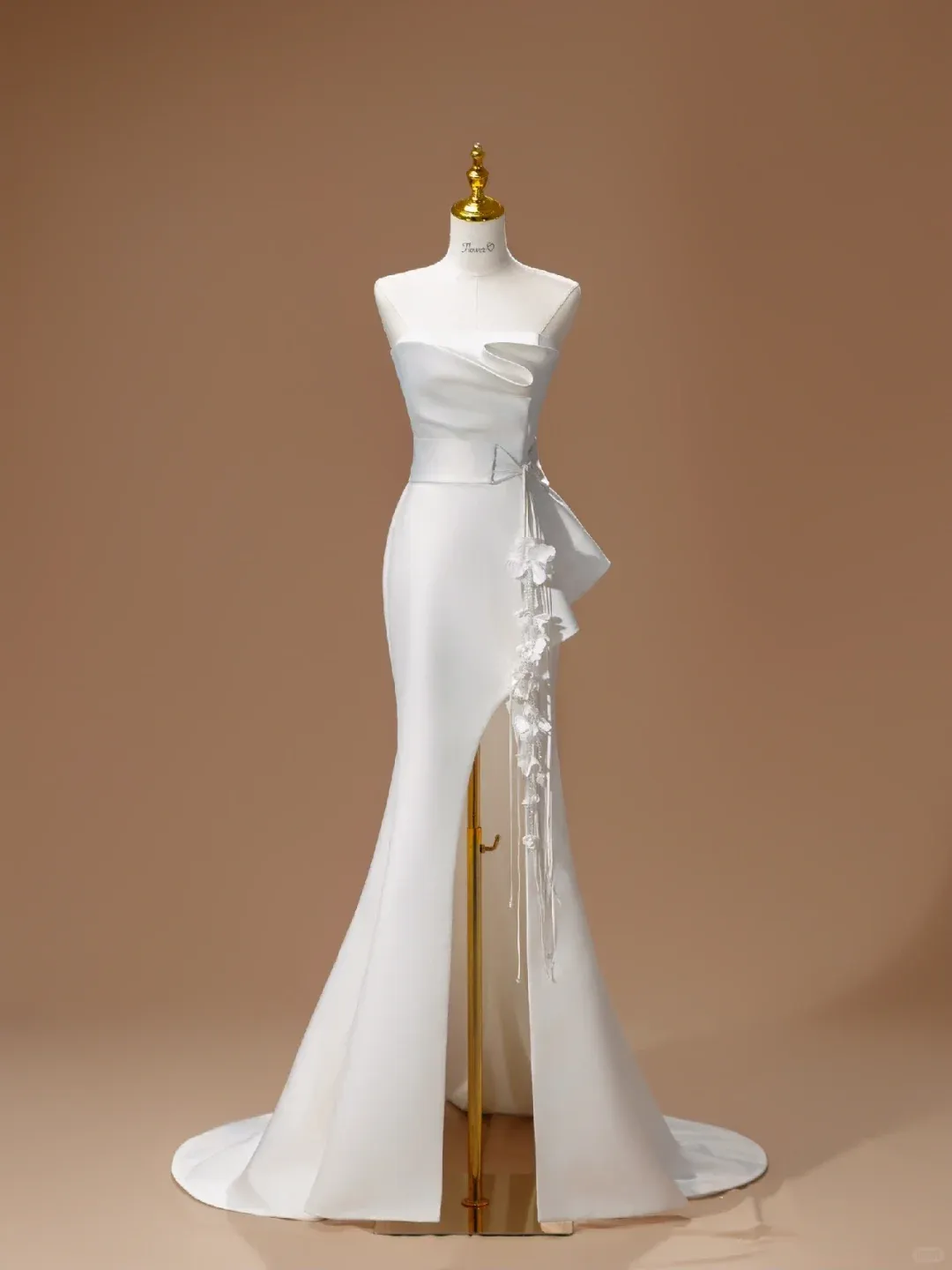 Unique Bridal Dress Mermaid Strapless Satin Long White Wedding Dress Long Wedding Dresses Modest Slit Wedding Gowns HZ1121